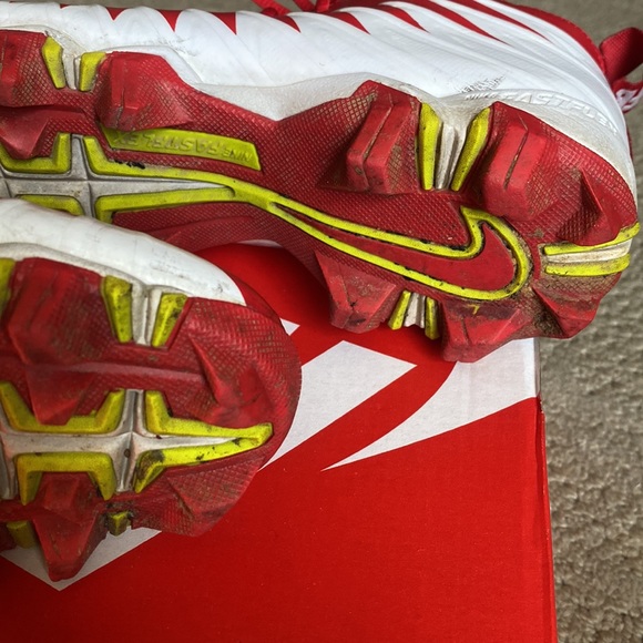 Nike Fastflex Alpha Cleats 6Y - Picture 6 of 7